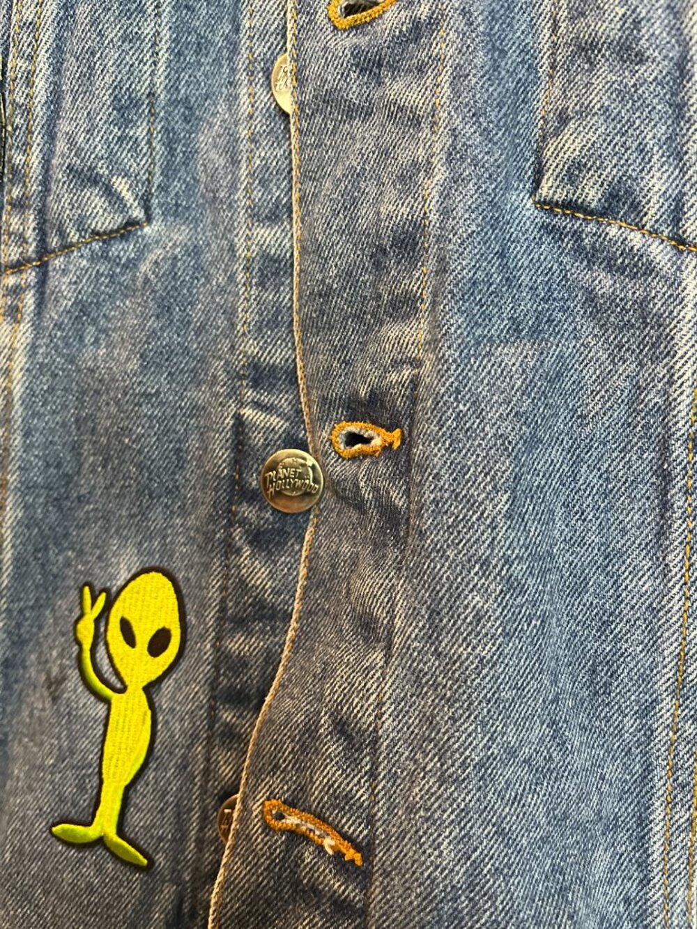 Women's Unique Planet Hollywood Trucker Jacket, Size M - Picture 4 of 10